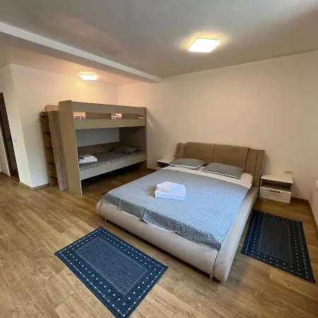 Casa Eva בית הארחה Două Mai