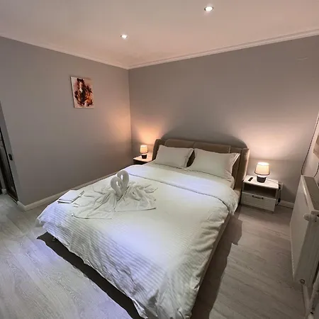 בית הארחה Casa Eva Două Mai